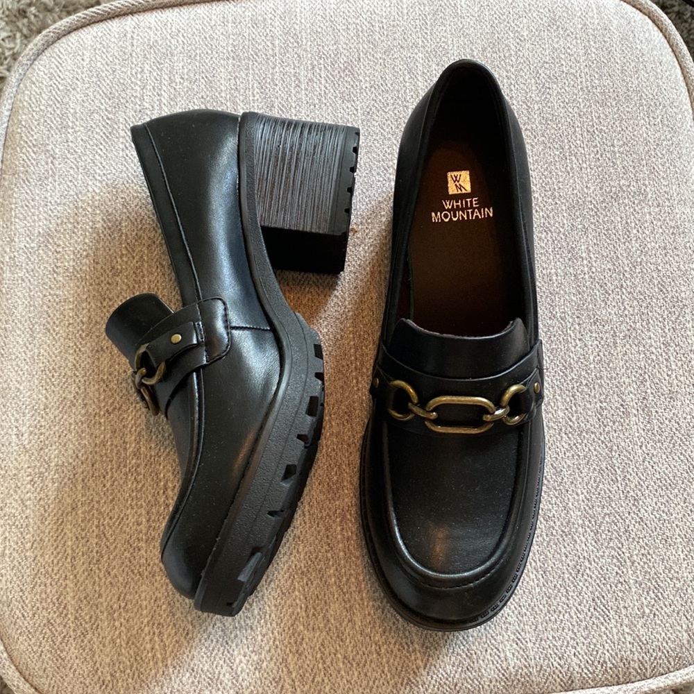 White Mountain Black Loafers